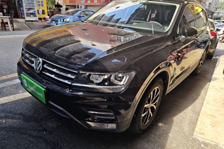 Used Volkswagen Tiguan L 2018 Facelift 330TSI Automatic Two-Wheel Drive Luxury Edition Guazi used car, China used car export, Used car for sale, Used cars, Cheapest cars for sale