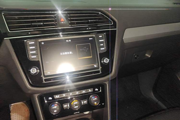 Used Volkswagen Tiguan L 2018 Revised Version 380TSI Automatic All-Wheel Drive Luxury Edition Audio And AC Panel