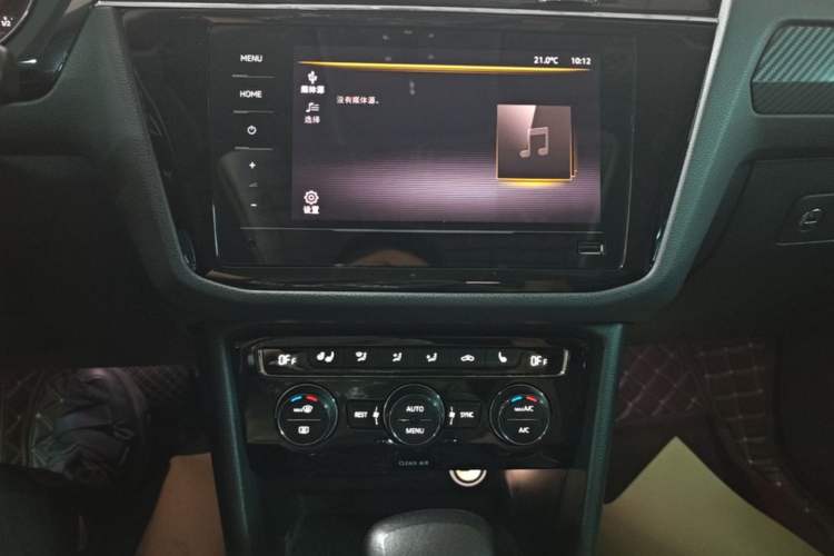 Used Volkswagen Tiguan L 2018 330TSI Automatic Two-Wheel Drive Flagship Edition Audio And AC Panel