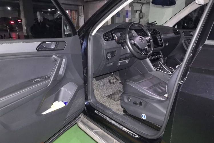 Used Volkswagen Tiguan L 2018 330TSI Automatic Two-Wheel Drive Comfort Edition Driver Seat
