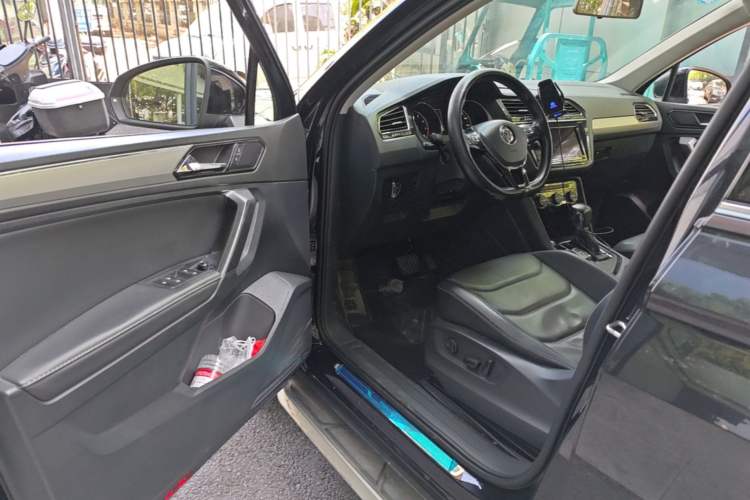 Used Volkswagen Tiguan L 2018 Revised Version 330TSI Automatic Two-Wheel Drive Comfort Edition Driver Seat