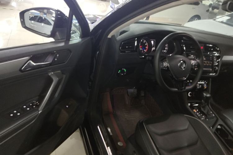 Used Volkswagen Tiguan L 2018 330TSI Automatic Two-Wheel Drive Flagship Edition Driver Seat