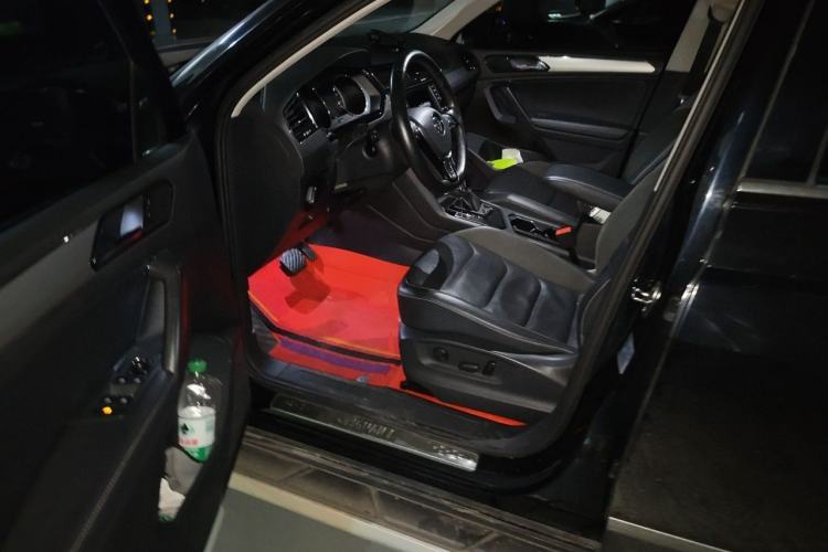 Used Volkswagen Tiguan L 2018 330TSI Automatic Two-Wheel Drive Luxury Edition Driver Seat