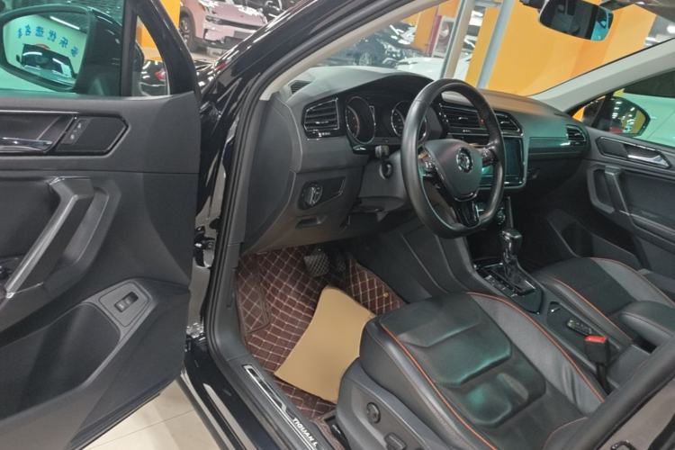 Used Volkswagen Tiguan L 2018 330TSI Automatic Two-Wheel Drive Flagship Edition Driver Seat