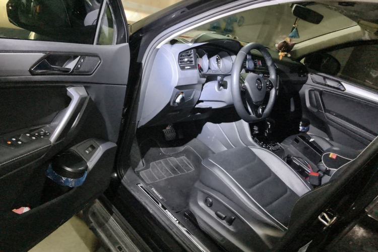 Used Volkswagen Tiguan L 2018 Revised 330TSI Automatic Two-Wheel Drive Flagship Edition Driver Seat