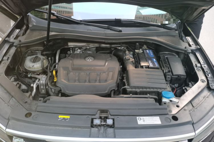 Used Volkswagen Tiguan L 2018 Revised 330TSI Automatic Two-Wheel Drive Flagship Edition Engine Bay