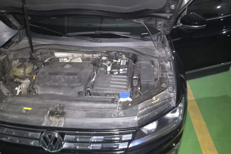 Used Volkswagen Tiguan L 2018 330TSI Automatic Two-Wheel Drive Comfort Edition Engine Bay Left