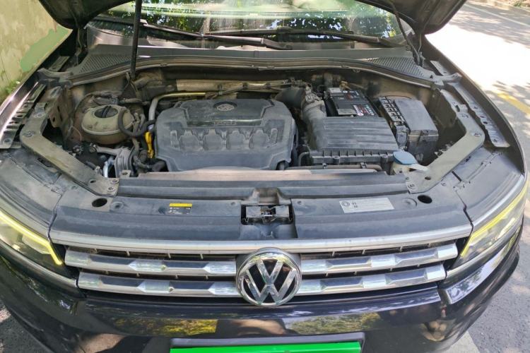 Used Volkswagen Tiguan L 2018 330TSI Automatic Two-Wheel Drive Flagship Edition Engine Bay