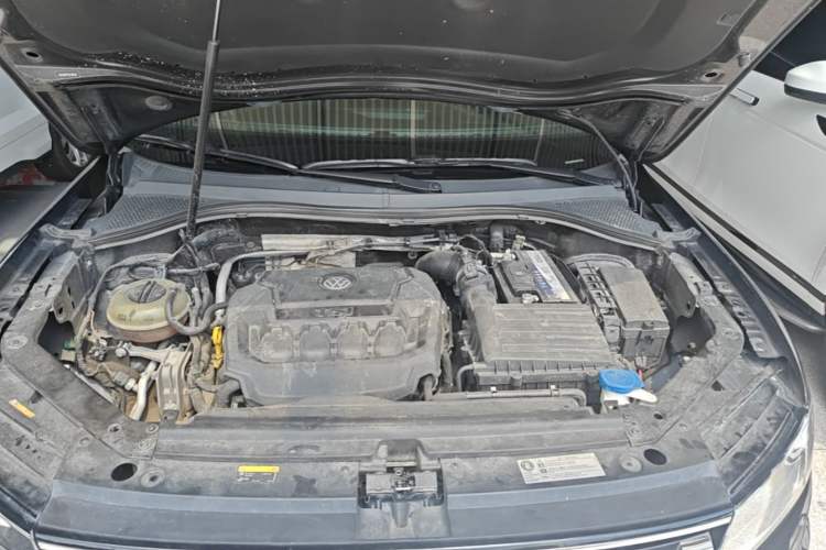 Used Volkswagen Tiguan L 2018 Facelift 330TSI Automatic Two-Wheel Drive Luxury Edition Engine Bay