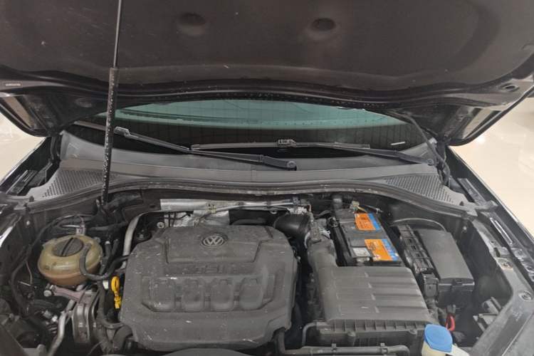 Used Volkswagen Tiguan L 2018 330TSI Automatic Two-Wheel Drive Flagship Edition Engine Bay