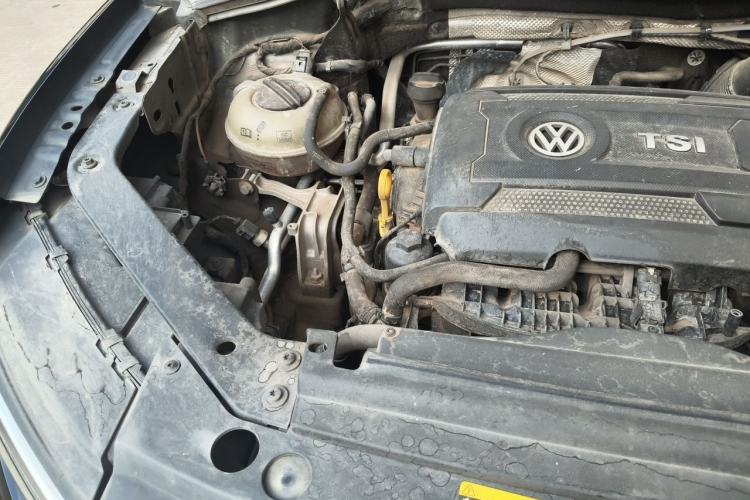 Used Volkswagen Tiguan L 2018 Revised Version 380TSI Automatic All-Wheel Drive Luxury Edition Engine Bay Right