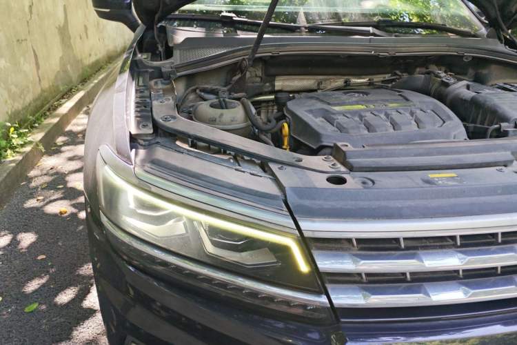 Used Volkswagen Tiguan L 2018 330TSI Automatic Two-Wheel Drive Flagship Edition Engine Bay Right