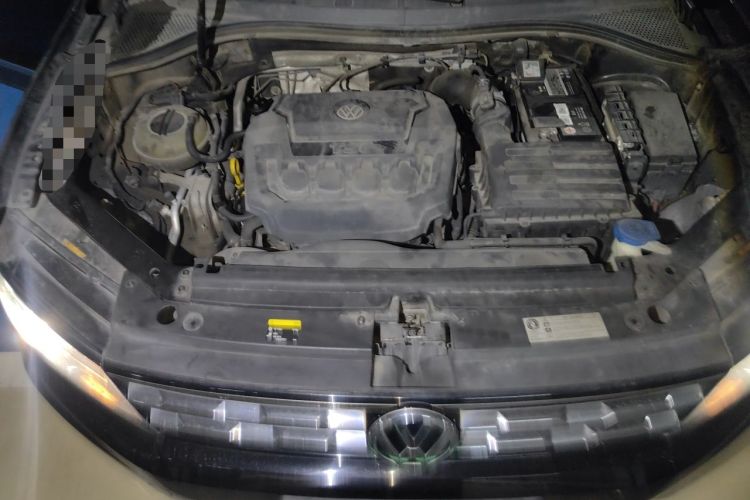 Used Volkswagen Tiguan L 2018 330TSI Automatic Two-Wheel Drive Luxury Edition Engine Bay