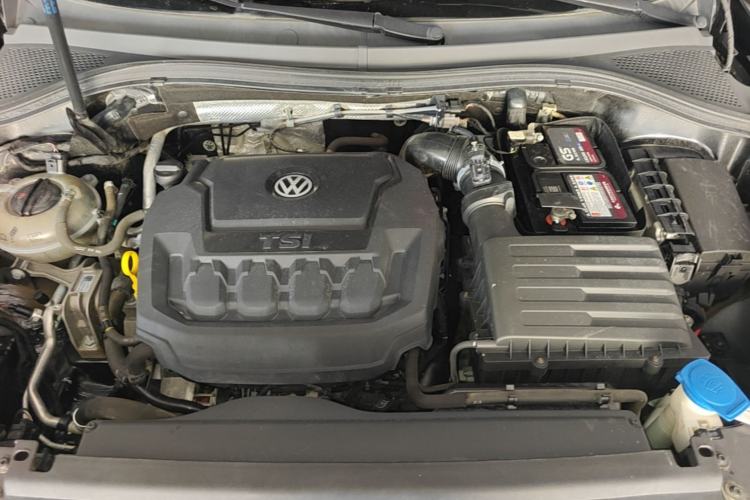 Used Volkswagen Tiguan L 2018 Facelift 330TSI Automatic Two-Wheel Drive Luxury Edition Engine Bay