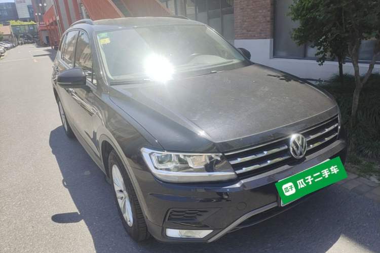 Used Volkswagen Tiguan L 2018 Revised Version 330TSI Automatic Two-Wheel Drive Trendy Edition Exterior 1