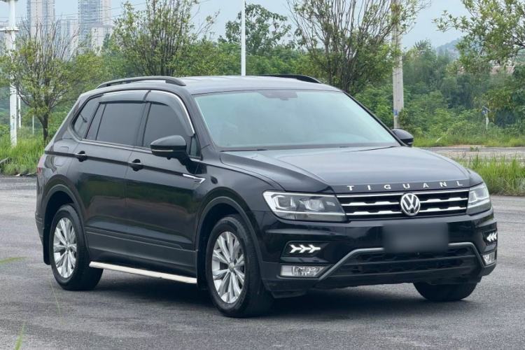 Used Volkswagen Tiguan L 2018 330TSI Automatic Two-Wheel Drive Luxury Edition Exterior 1