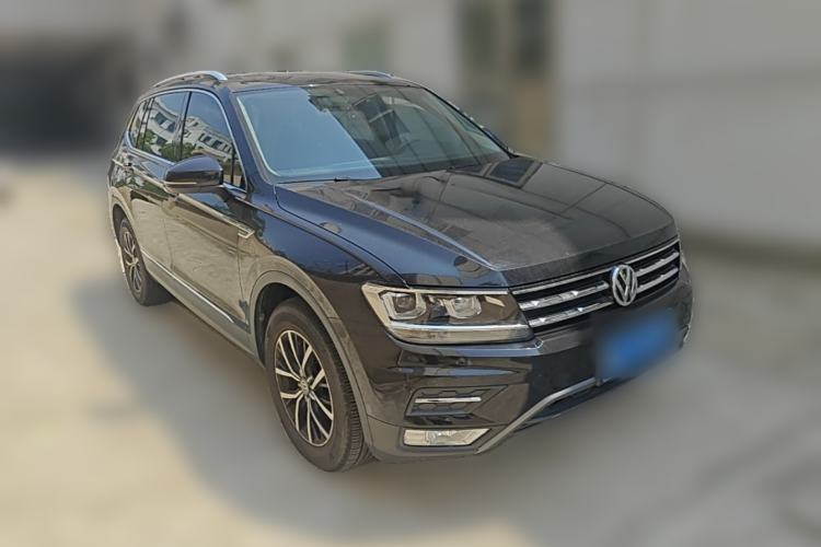 Used Volkswagen Tiguan L 2018 Facelift 330TSI Automatic Two-Wheel Drive Luxury Edition Exterior 2