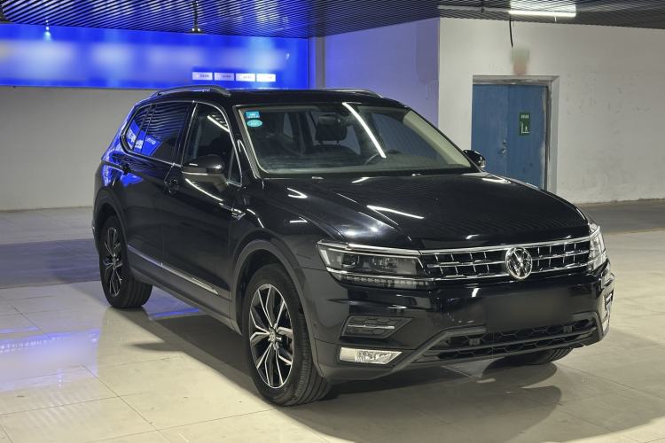Used Volkswagen Tiguan L 2018 330TSI Automatic Two-Wheel Drive Flagship Edition Exterior 2