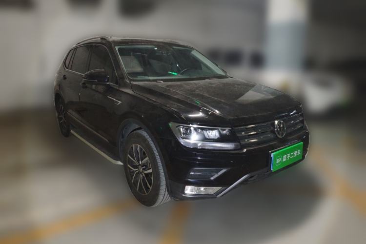 Used Volkswagen Tiguan L 2018 Facelift 330TSI Automatic Two-Wheel Drive Luxury Edition Exterior 2