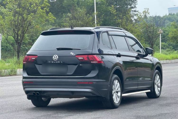 Used Volkswagen Tiguan L 2018 330TSI Automatic Two-Wheel Drive Luxury Edition Exterior 3