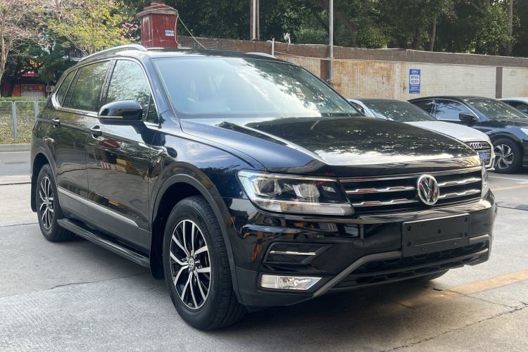 Used Volkswagen Tiguan L 2018 Revised Version 330TSI Automatic Two-Wheel Drive Comfort Edition Exterior 4