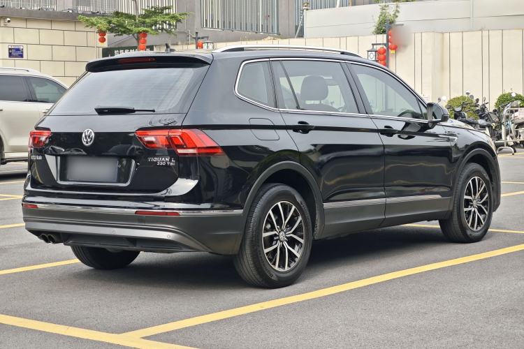Used Volkswagen Tiguan L 2018 Facelift 330TSI Automatic Two-Wheel Drive Luxury Edition Exterior 6
