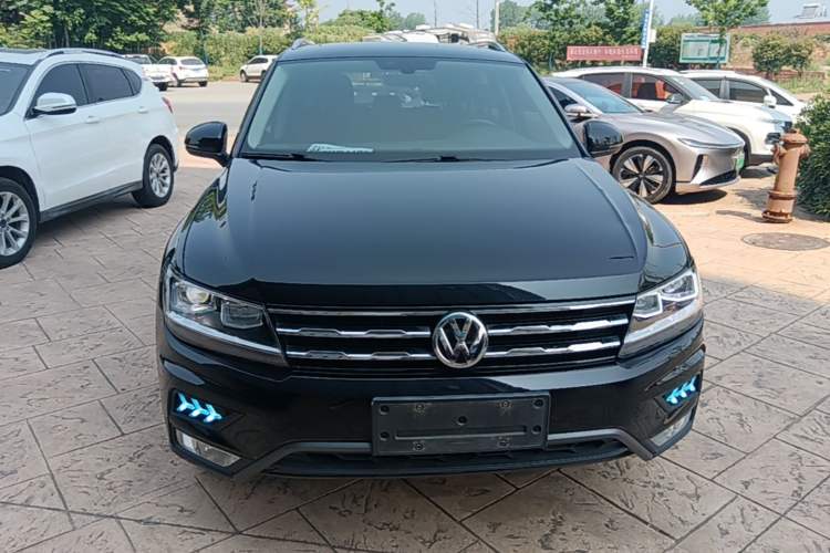 Used Volkswagen Tiguan L 2018 Facelift 330TSI Automatic Two-Wheel Drive Luxury Edition Front