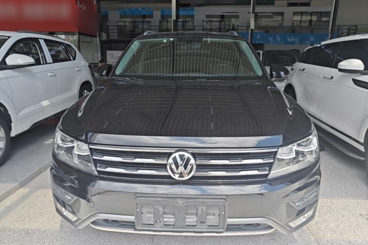 Used Volkswagen Tiguan L 2018 Facelift 330TSI Automatic Two-Wheel Drive Luxury Edition Front