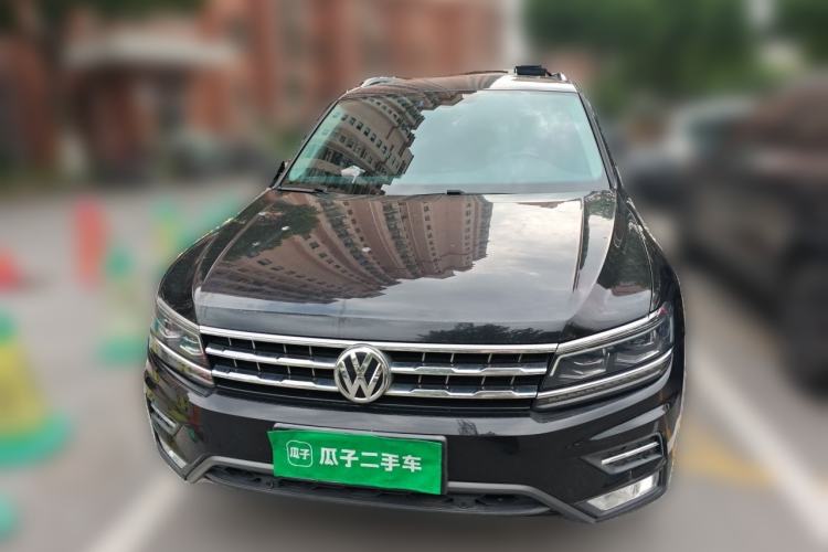 Used Volkswagen Tiguan L 2018 330TSI Automatic Two-Wheel Drive Luxury Edition Front