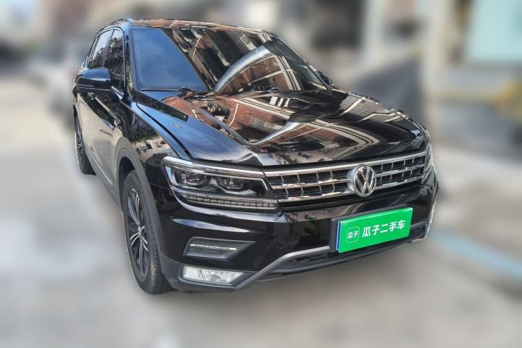 Used Volkswagen Tiguan L 2018 Revised Version 380TSI Automatic All-Wheel Drive Luxury Edition Front Right 45 Deg