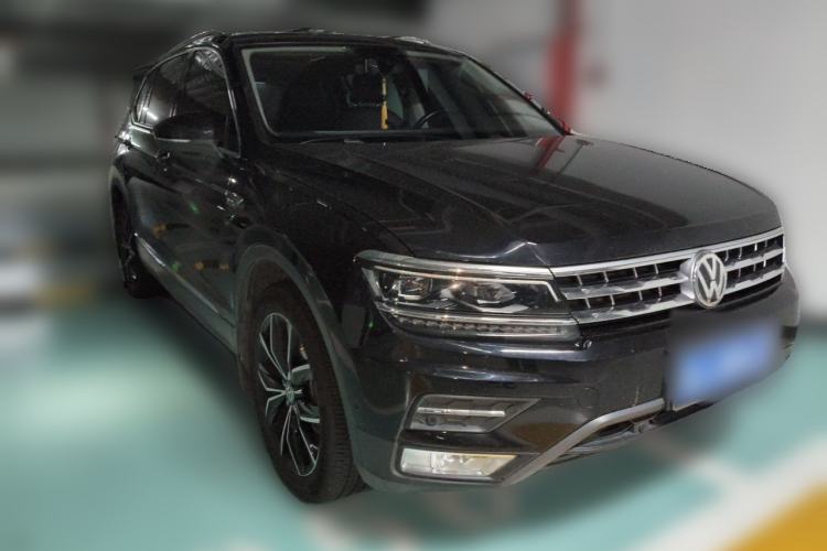Used Volkswagen Tiguan L 2018 380TSI Automatic All-Wheel Drive Flagship Edition Front Right 45 Deg