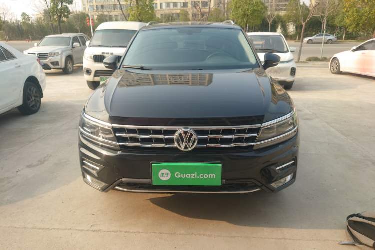 Used Volkswagen Tiguan L 2018 380TSI Automatic All-Wheel Drive Luxury Edition Front