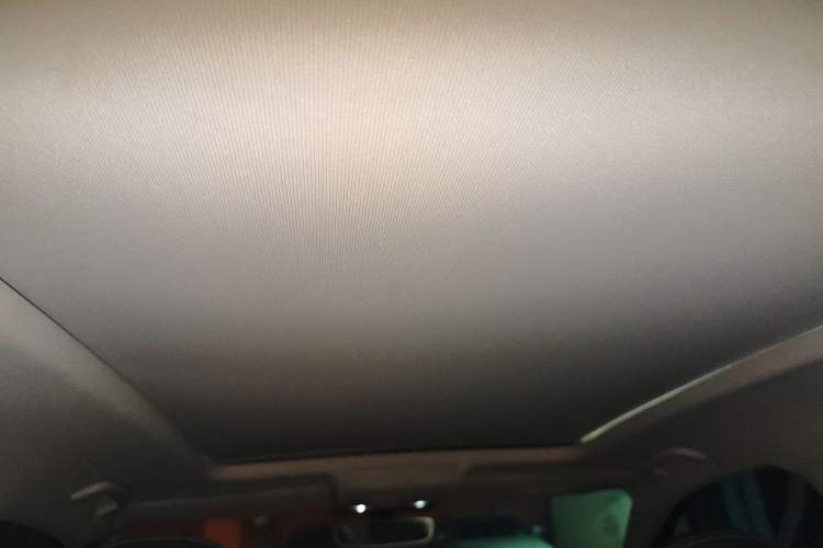 Used Volkswagen Tiguan L 2018 330TSI Automatic Two-Wheel Drive Luxury Edition Headliner