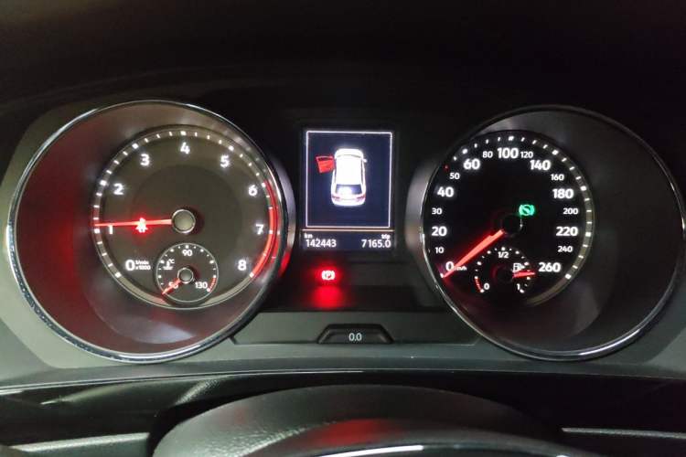 Used Volkswagen Tiguan L 2018 380TSI Automatic All-Wheel Drive Luxury Edition Instrument Cluster