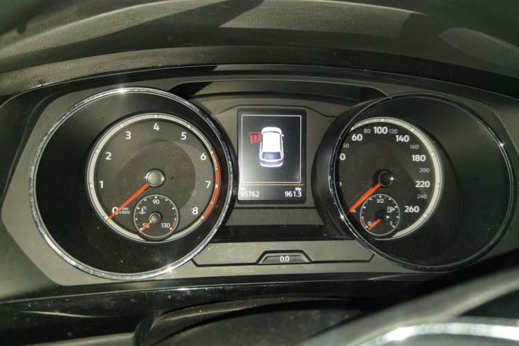 Used Volkswagen Tiguan L 2018 330TSI Automatic Two-Wheel Drive Luxury Edition Instrument Cluster
