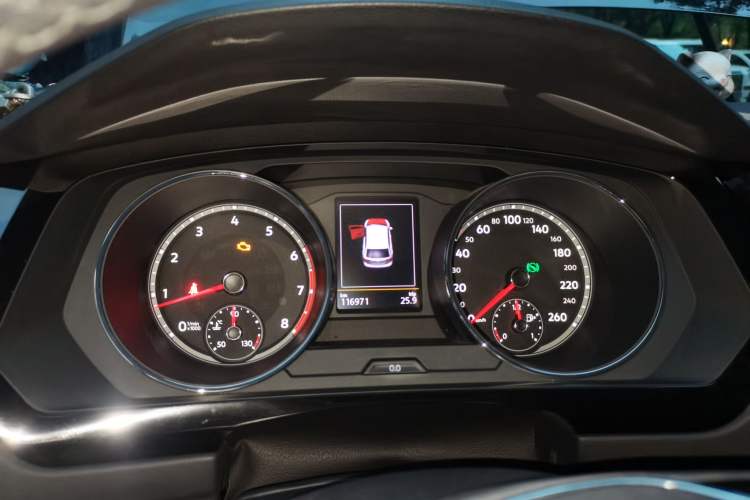 Used Volkswagen Tiguan L 2018 Revised 330TSI Automatic Two-Wheel Drive Flagship Edition Instrument Cluster