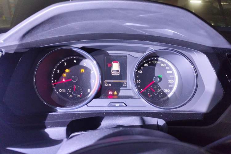 Used Volkswagen Tiguan L 2018 380TSI Automatic All-Wheel Drive Luxury Edition Instrument Cluster