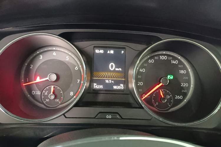 Used Volkswagen Tiguan L 2018 330TSI Automatic Two-Wheel Drive Luxury Edition Instrument Cluster