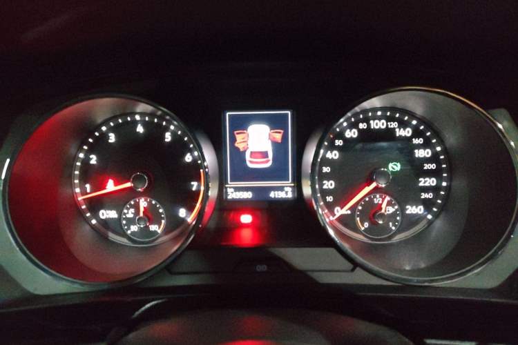 Used Volkswagen Tiguan L 2018 Facelift 330TSI Automatic Two-Wheel Drive Luxury Edition Instrument Cluster