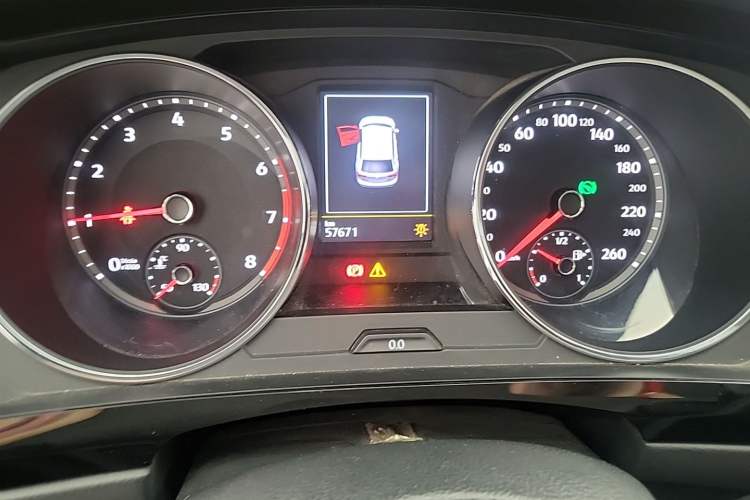Used Volkswagen Tiguan L 2018 380TSI Automatic All-Wheel Drive Luxury Edition Instrument Cluster