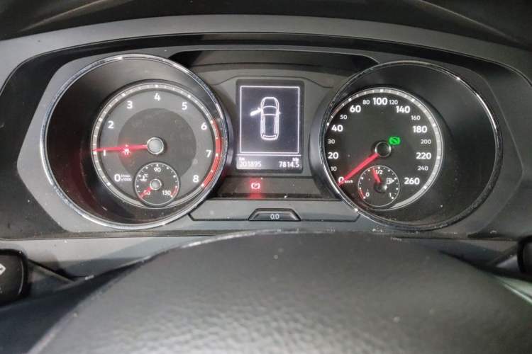 Used Volkswagen Tiguan L 2018 330TSI Automatic Two-Wheel Drive Luxury Edition Instrument Cluster