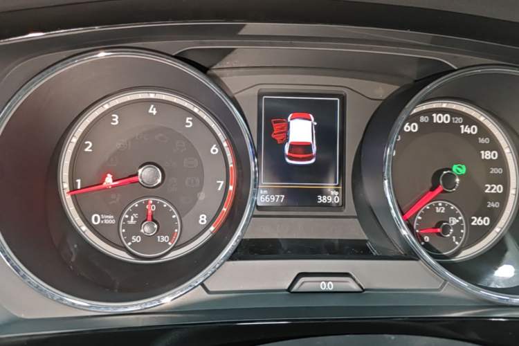 Used Volkswagen Tiguan L 2018 Revised 330TSI Automatic Two-Wheel Drive Flagship Edition Instrument Cluster