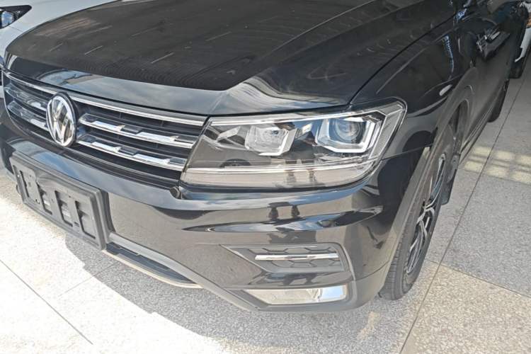 Used Volkswagen Tiguan L 2018 Facelift 330TSI Automatic Two-Wheel Drive Luxury Edition Left Front Headlight