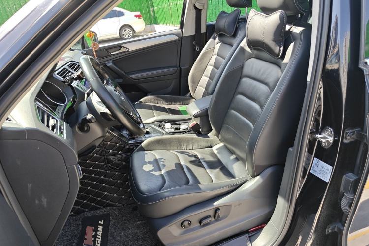 Used Volkswagen Tiguan L 2018 330TSI Automatic Two-Wheel Drive Luxury Edition Left Front Seat