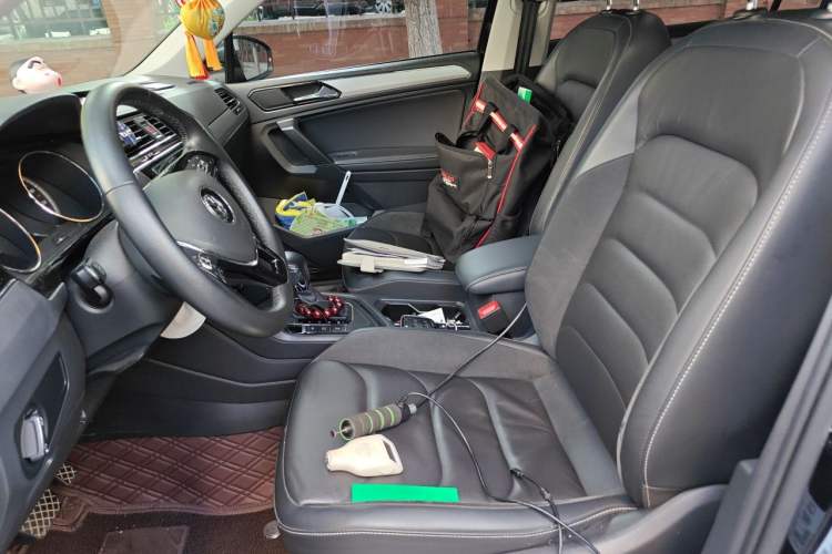 Used Volkswagen Tiguan L 2018 380TSI Automatic All-Wheel Drive Luxury Edition Left Front Seat