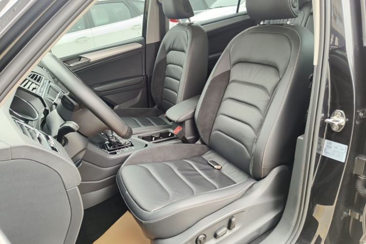 Used Volkswagen Tiguan L 2018 330TSI Automatic Two-Wheel Drive Luxury Edition Left Front Seat