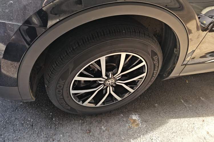 Used Volkswagen Tiguan L 2018 Facelift 330TSI Automatic Two-Wheel Drive Luxury Edition Left Front Wheel Hub