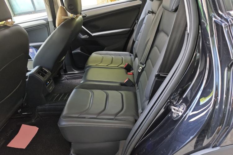 Used Volkswagen Tiguan L 2018 Revised Version 330TSI Automatic Two-Wheel Drive Comfort Edition Left Rear Seat