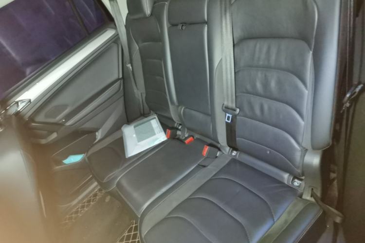 Used Volkswagen Tiguan L 2018 330TSI Automatic Two-Wheel Drive Luxury Edition Left Rear Seat