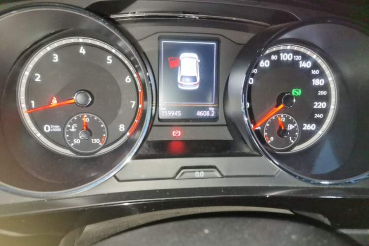 Used Volkswagen Tiguan L 2018 330TSI Automatic Two-Wheel Drive Luxury Edition Odometer Close Up